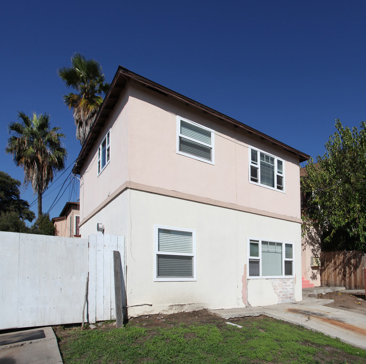 4484-4492 Mississippi St in San Diego, CA - Building Photo