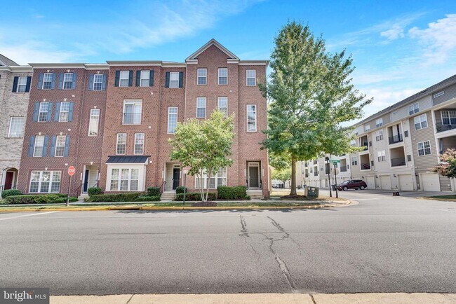 property at 15229 Lancashire Dr