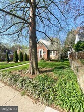 1612 N Buchanan St in Arlington, VA - Foto de edificio - Building Photo