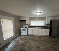 218 Irving Ave in Griffin, GA - Building Photo - Building Photo