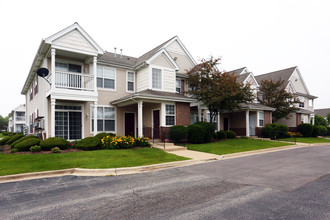 Sutton Place Apartments in Crest Hill, IL - Building Photo - Building Photo