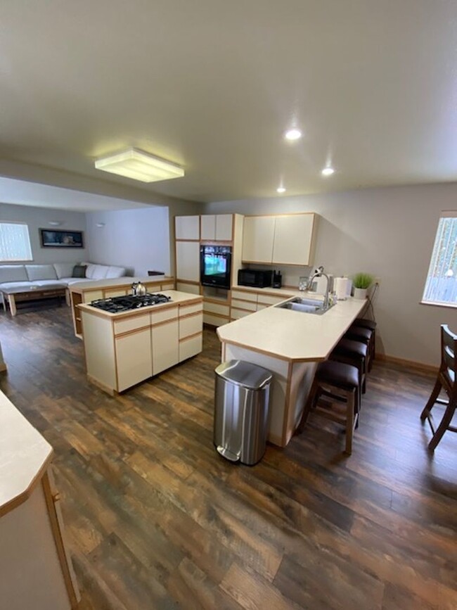 421 Pebble Beach Dr in Cle Elum, WA - Building Photo - Building Photo