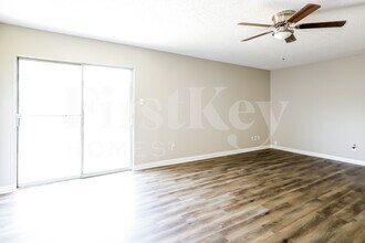 5415 Colton Creek in San Antonio, TX - Foto de edificio - Building Photo