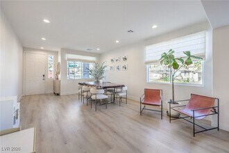 5404 Avent Ferry St in Las Vegas, NV - Building Photo - Building Photo