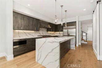 508 Marigold Ave in Newport Beach, CA - Building Photo - Building Photo