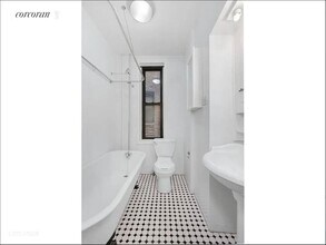 715 Carroll St in Brooklyn, NY - Foto de edificio - Building Photo