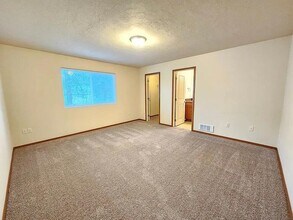 3715 S Harrison St in Spokane, WA - Building Photo - Building Photo