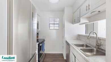 1408 Teasley Ln in Denton, TX - Building Photo - Building Photo