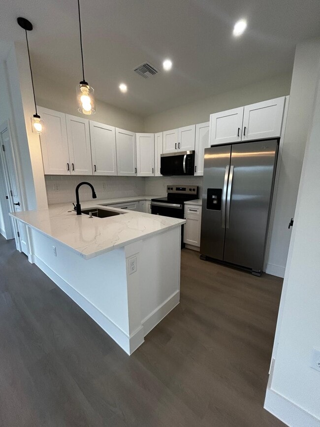 property at 12136 Tetzel Ave