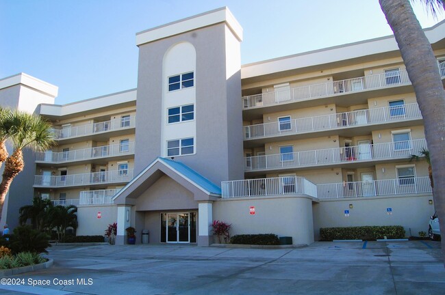 601 Shorewood Dr in Cape Canaveral, FL - Building Photo - Building Photo