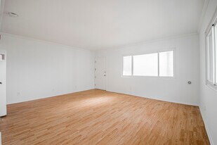 5845 Interceptor St, Unit E in Los Angeles, CA - Building Photo