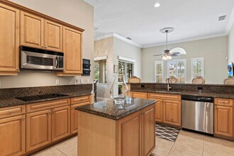 801 SW Classico Ct in Port St. Lucie, FL - Building Photo - Building Photo