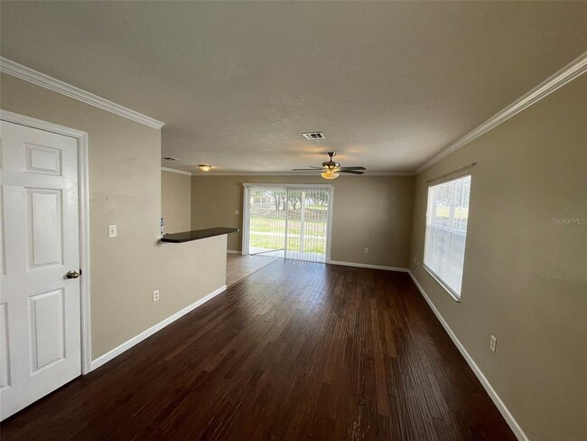 1090 Park Central Cir in Groveland, FL - Building Photo - Building Photo