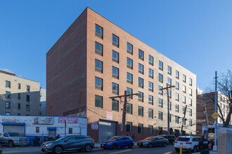 4180 Carpenter Ave in Bronx, NY - Building Photo - Building Photo