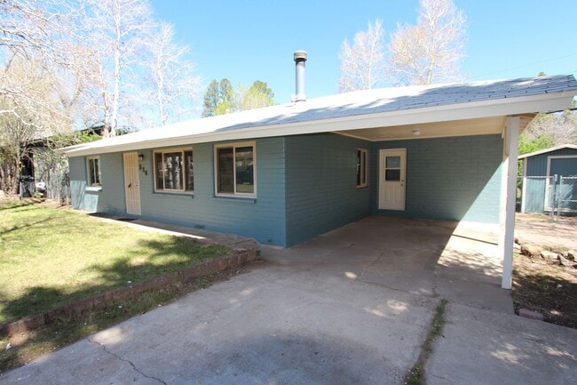 320 E Papago Dr