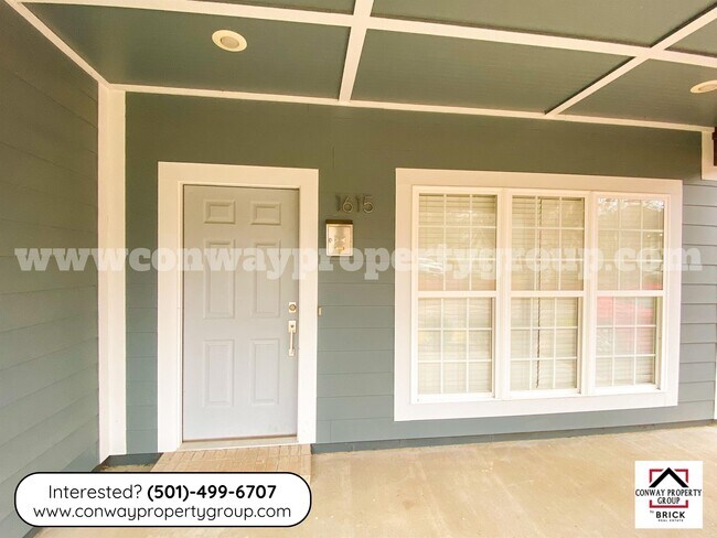 1615 Bruce St in Conway, AR - Building Photo - Building Photo