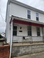 33 Forsythe St in Lewistown, PA - Building Photo