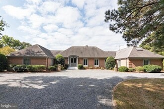 9338 Bantry Rd in Easton, MD - Building Photo - Building Photo