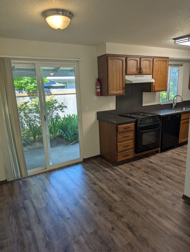 property at 1585 SE 23rd Ct