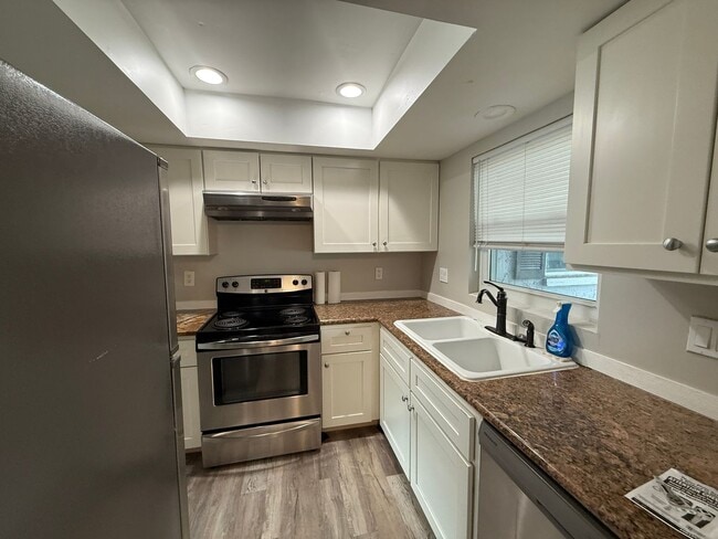 4038 Audubon Dr in Largo, FL - Building Photo - Building Photo