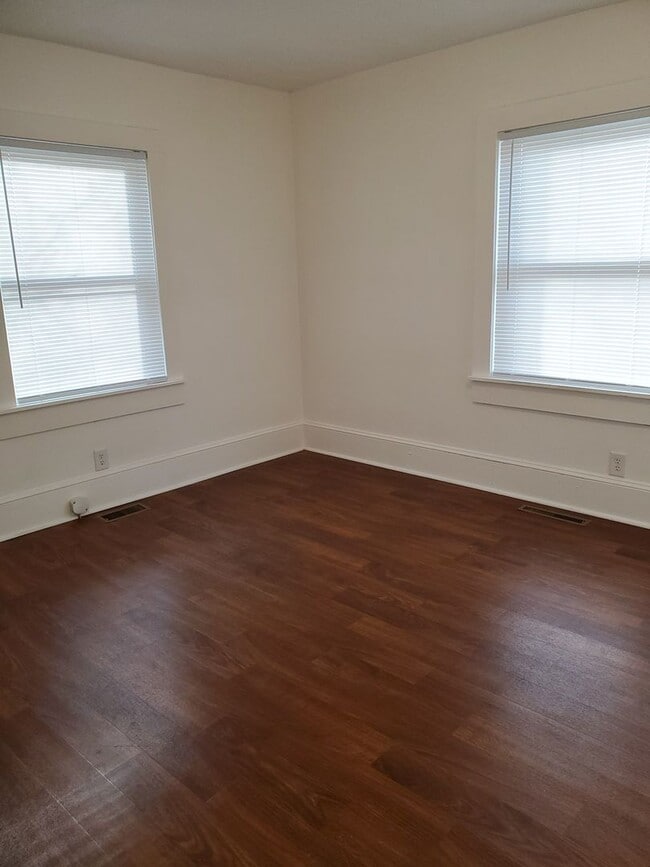 1115 Douglas Ave in Greenville, NC - Building Photo - Building Photo