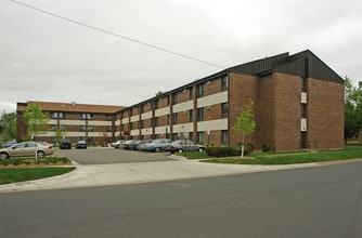 Spruce Place Apartments in Farmington, MN - Building Photo - Building Photo