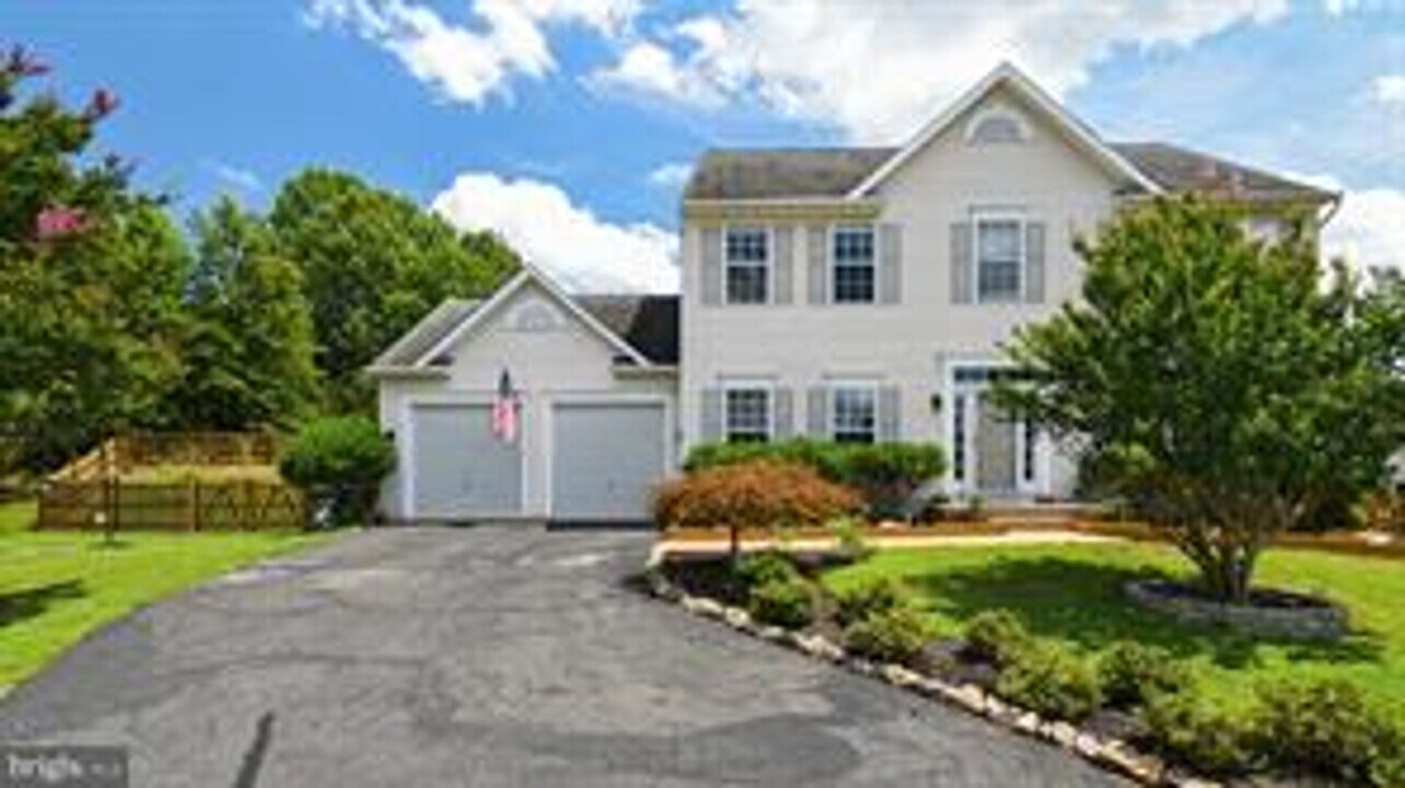 8 Halite Ct in Fredericksburg, VA - Building Photo
