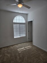 651 Daphne Ln in Lemoore, CA - Building Photo - Building Photo