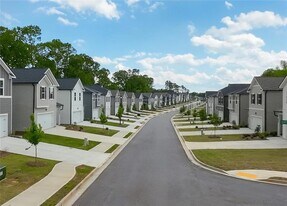 9 Nolana Dr in Commerce, GA - Building Photo