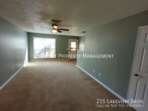 215 Lakeview Dr in Daleville, AL - Building Photo - Building Photo