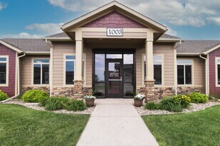 Diamond Field Townhomes in Sioux Falls, SD - Building Photo