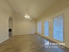 7937 W Windrose Dr in Peoria, AZ - Building Photo - Building Photo