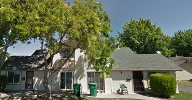 1544 Chester Square in Sparks, NV - Foto de edificio - Building Photo