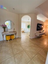 16950 SW 93rd Ave in Palmetto Bay, FL - Foto de edificio - Building Photo