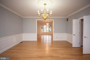 9700 Grenadier Ct in Bethesda, MD - Building Photo