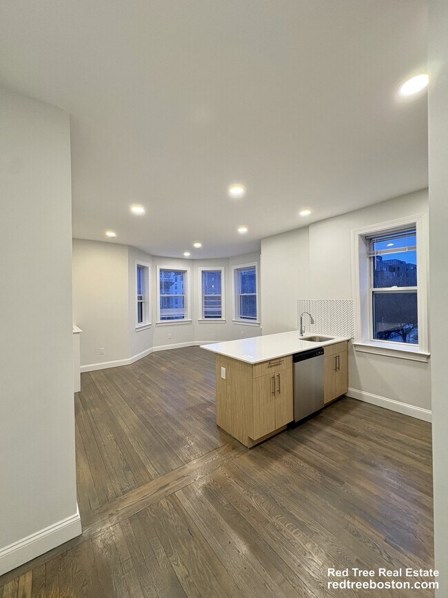 property at 104 Queensberry St