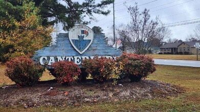 567 Chaucer Dr in Winterville, NC - Building Photo - Building Photo