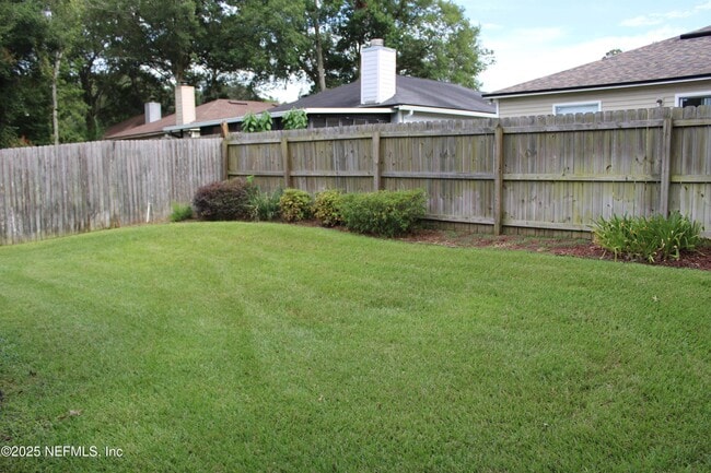 11202 Mikris Dr S in Jacksonville, FL - Building Photo - Building Photo