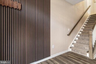 22482 Foundation Dr in Ashburn, VA - Foto de edificio - Building Photo