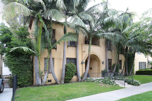 260 S Reeves Dr in Beverly Hills, CA - Building Photo
