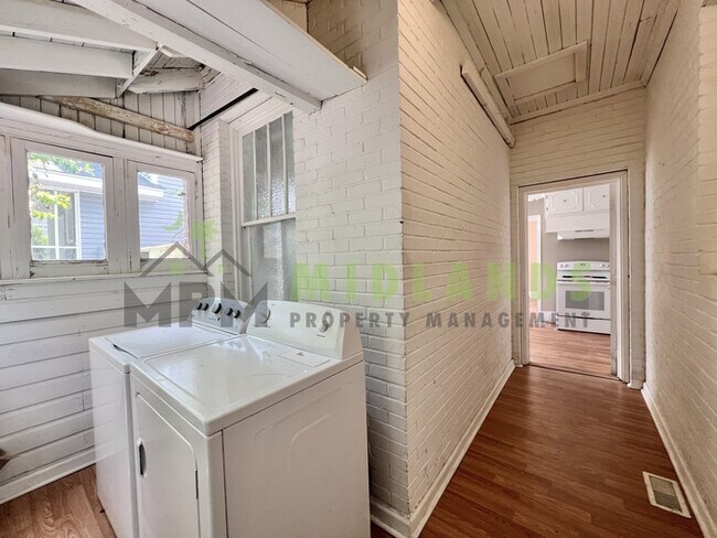 2441 Gervais St in Columbia, SC - Building Photo - Building Photo