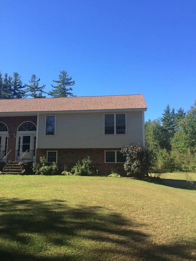 350 Old Rochester Rd Rentals in Somersworth, NH