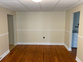 1211 Marion St, Unit D in Dunmore, PA - Building Photo - Building Photo