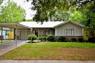 1902 Coulcrest Dr in Houston, TX - Building Photo - Building Photo