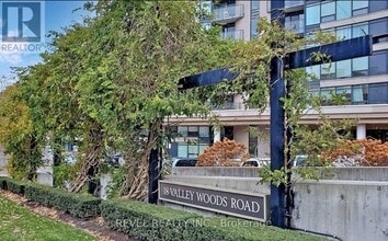 18 Valley Woods Rd in Toronto, ON - Building Photo - Building Photo