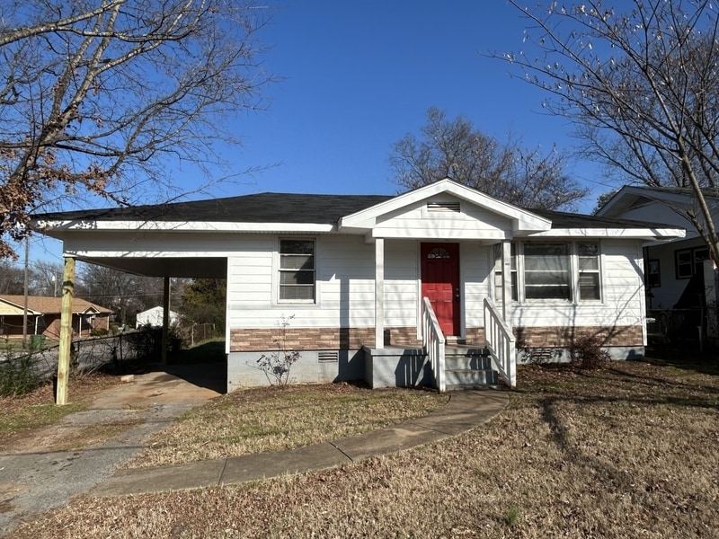 2804 Hart Dr NW in Huntsville, AL - Building Photo