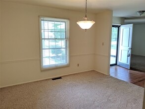 822 Dutch Mill Dr in Ballwin, MO - Building Photo - Building Photo