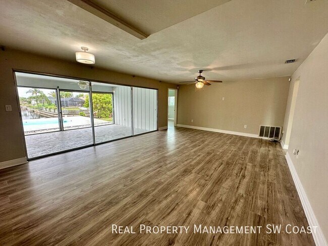 1109 SE 31st Terrace in Cape Coral, FL - Building Photo - Building Photo