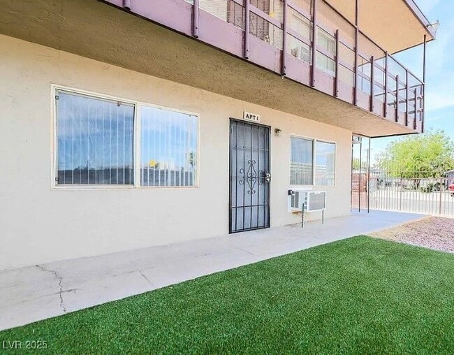 239 W Cleveland Ave, Unit 1 in Las Vegas, NV - Building Photo - Building Photo