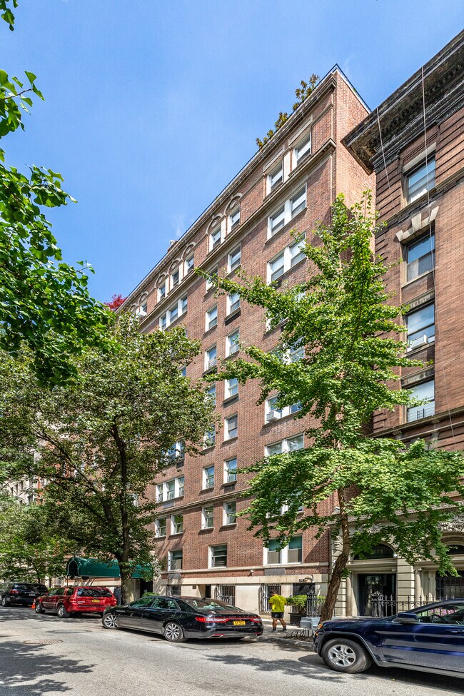 163 E 81st St in New York, NY - Building Photo - Building Photo